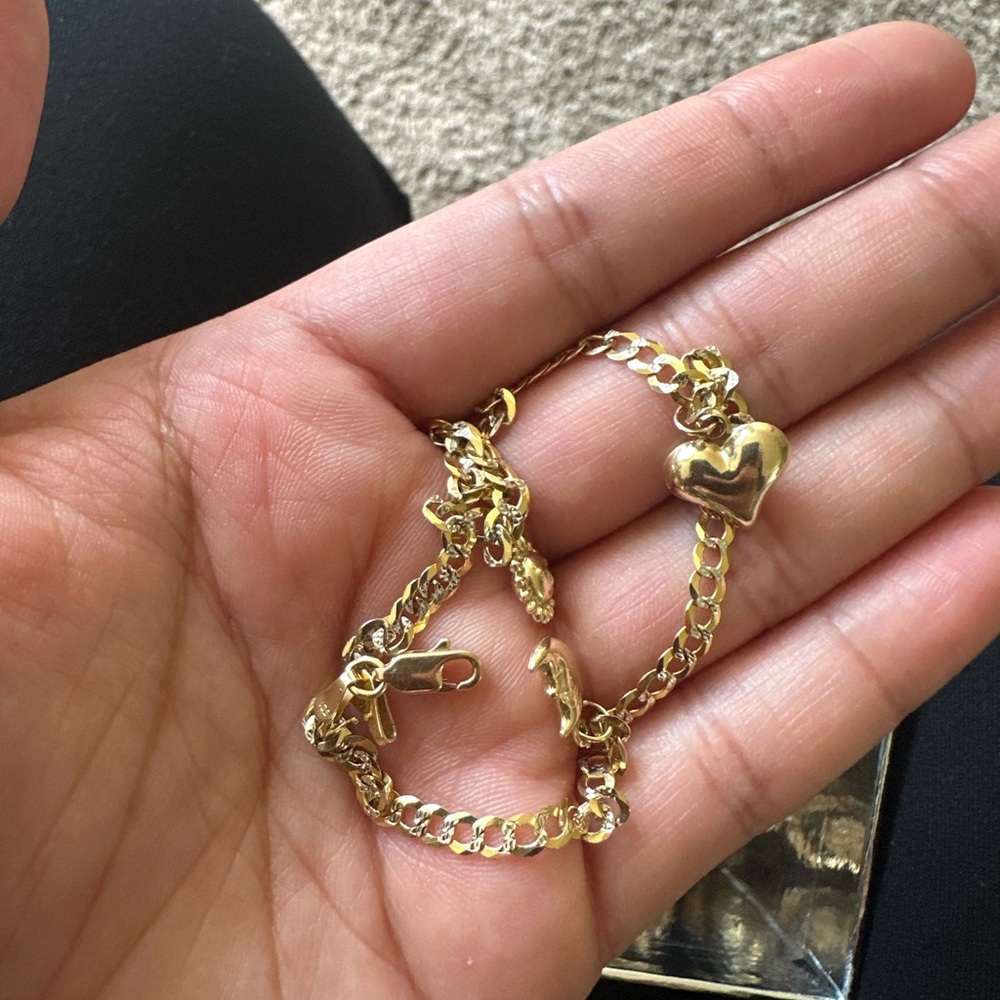 Gold Heart Charm Bracelet